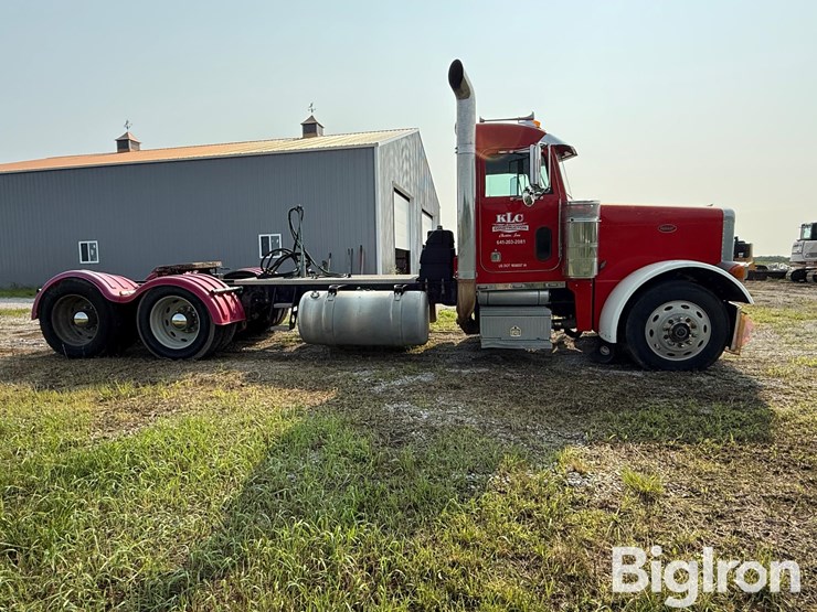 1997-peterbuilt-379-t/a-truck-tractor-image-4