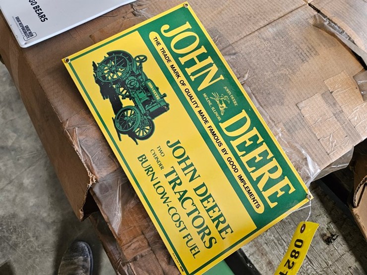 #178-•-john-deere-tractor-sign-image-3