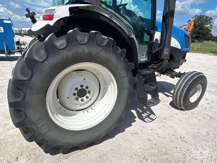 new-holland-t6030-image-15