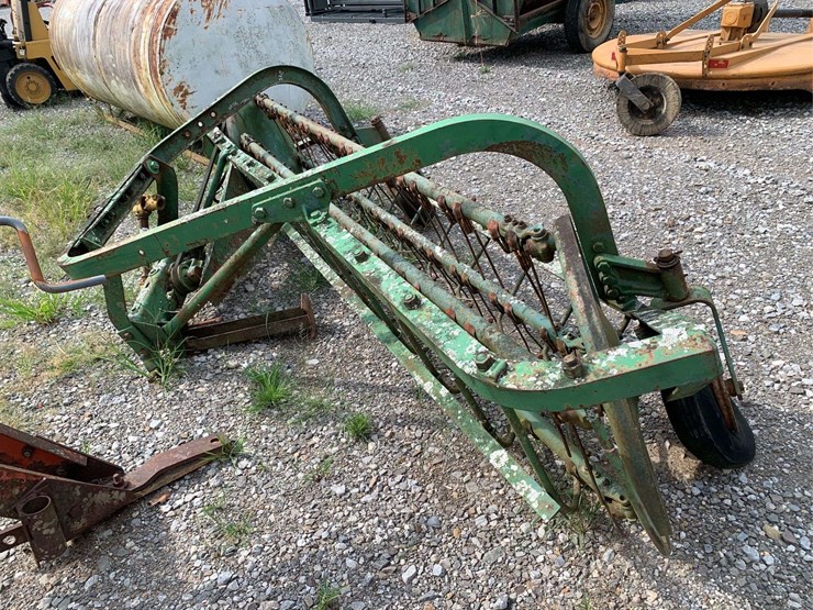 john-deere-3pt-hay-rake-image-11