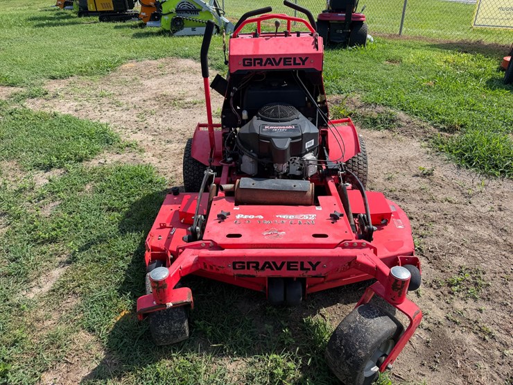 gravely-prostance-52-image-2