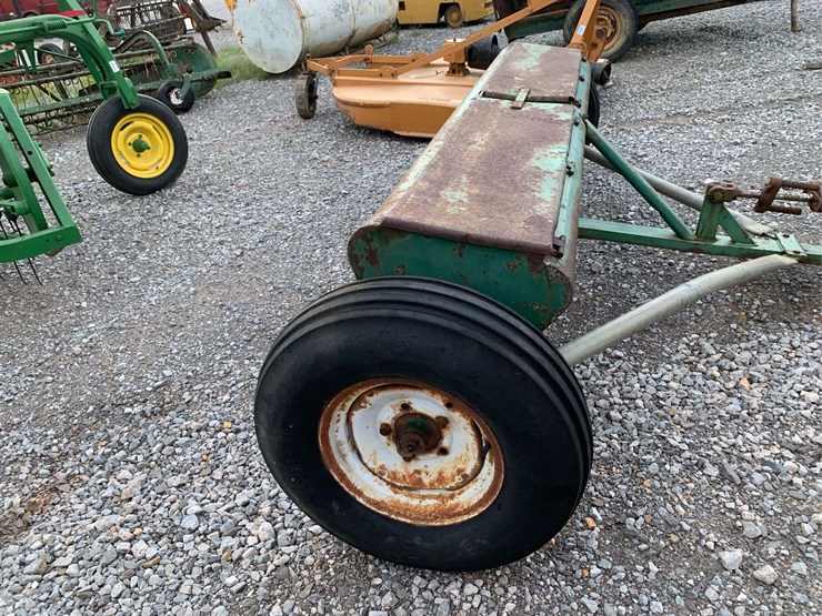 ez-flo-style-fertilize-spreader/-seeder-w/-hydraulic-opening-image-9