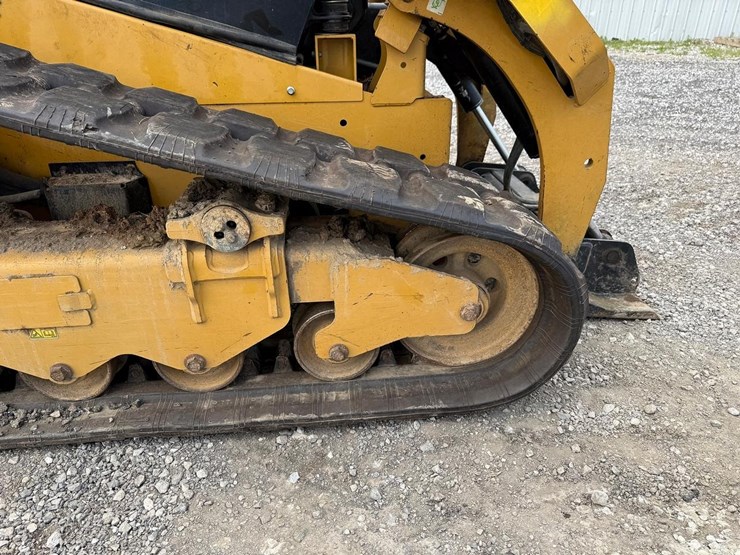 2016-caterpillar-299d2-xhp-image-13