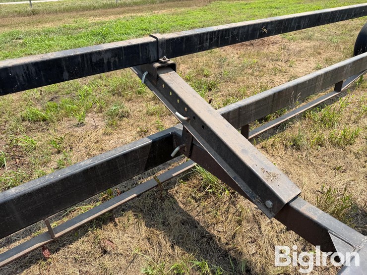 p-k-40'-header-trailer-image-15