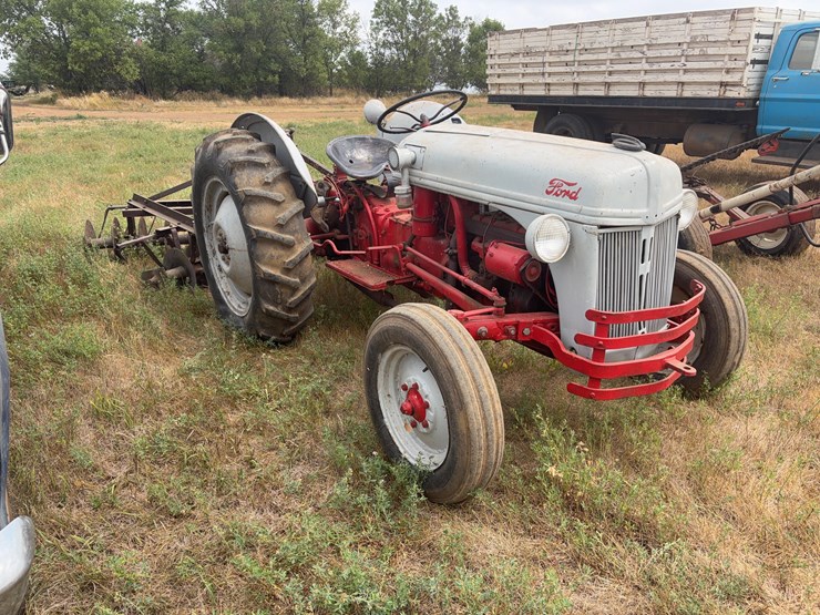 ford-8n-image-17