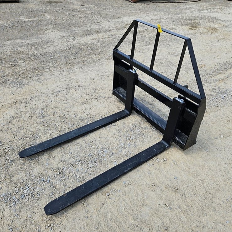 #6910 • New AGROTEC SAII100 Pallet Forks