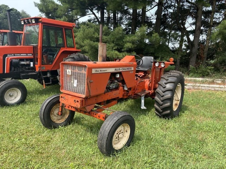 allis-chalmers-170-tractor-image-2