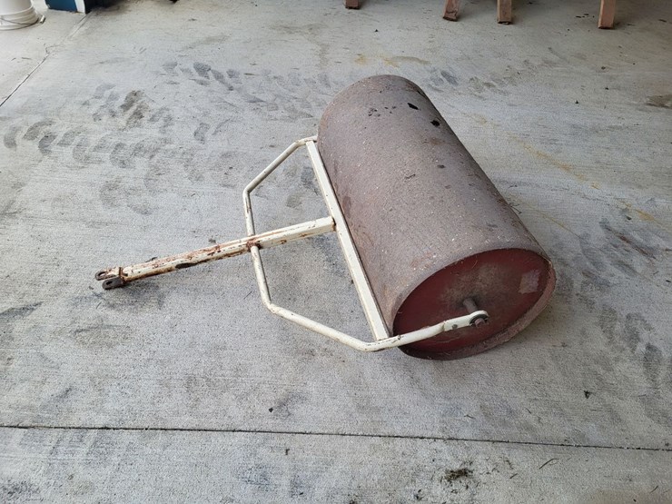 sears-pull-behind-lawn-roller-image-5