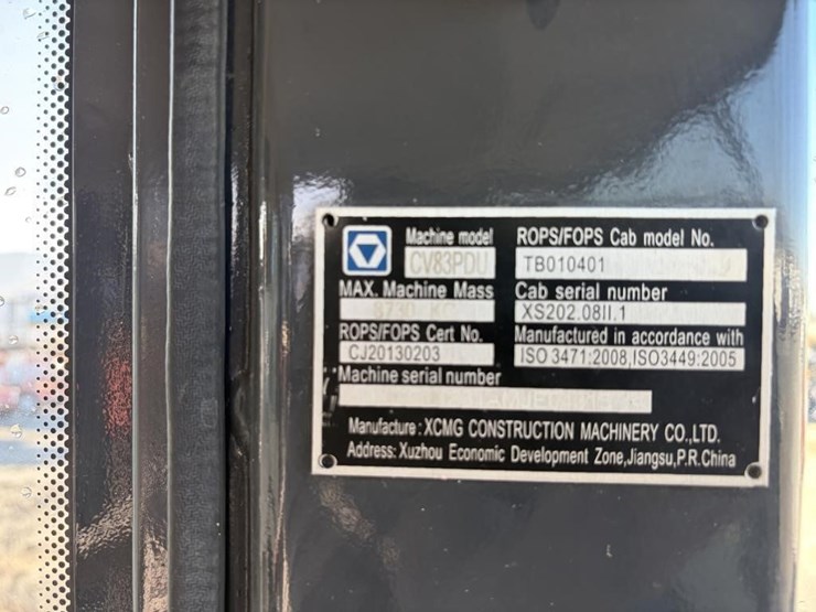 2021-xcmg-cv83pdu-vibratory-roller-image-25