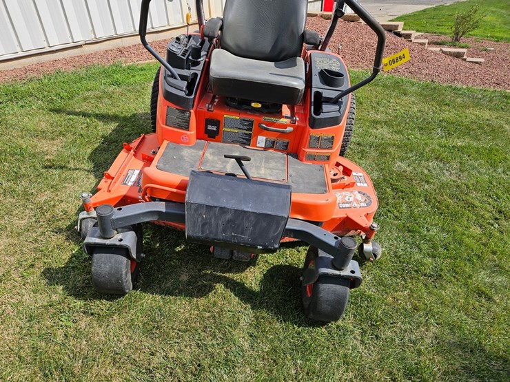 kubota-zd326s-image-9