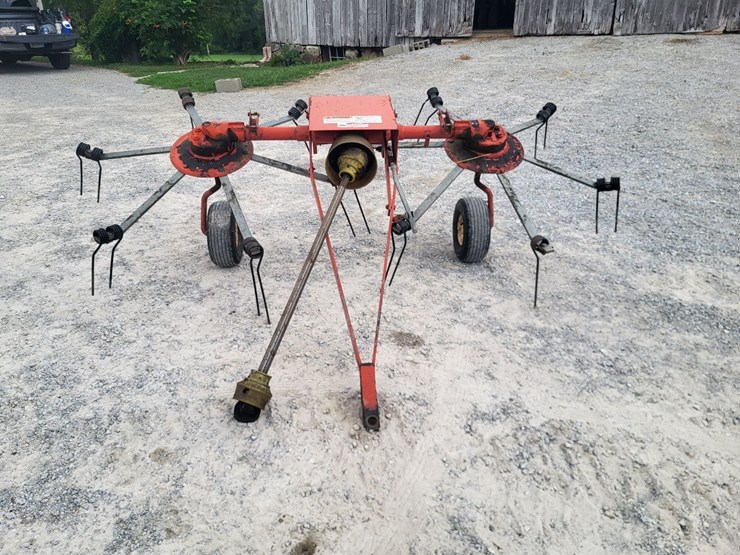 rossi-2-rotor-pull-type-tedder-image-8