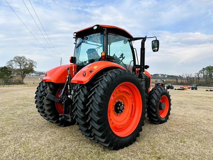 2023-kubota-m7-174-image-2