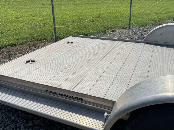 2016-sundowner-trailers-aluminum-car-hauler-image-7