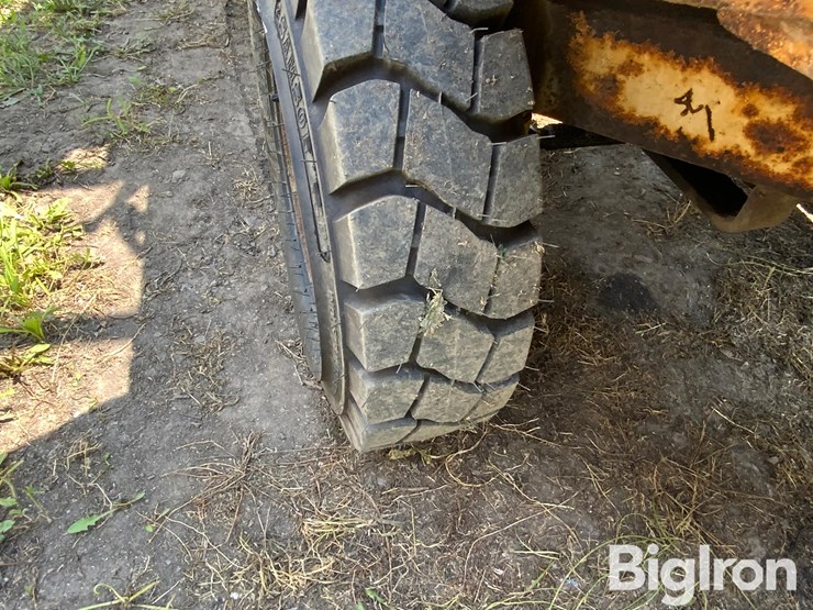 mobility-12812w-forklift-image-14