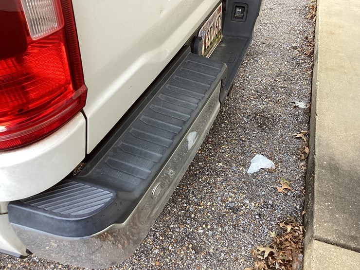 f--150-xlt-4wd-image-25