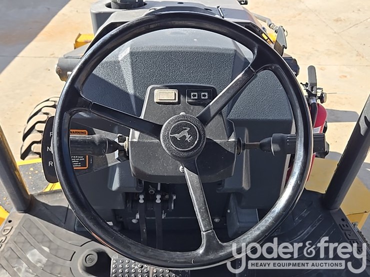 2019-deere-310sl-image-58