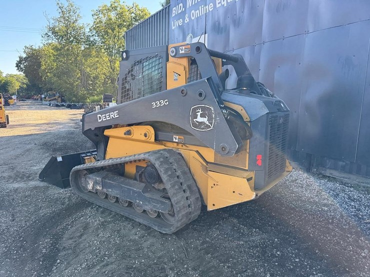 2020-deere-333g-image-2