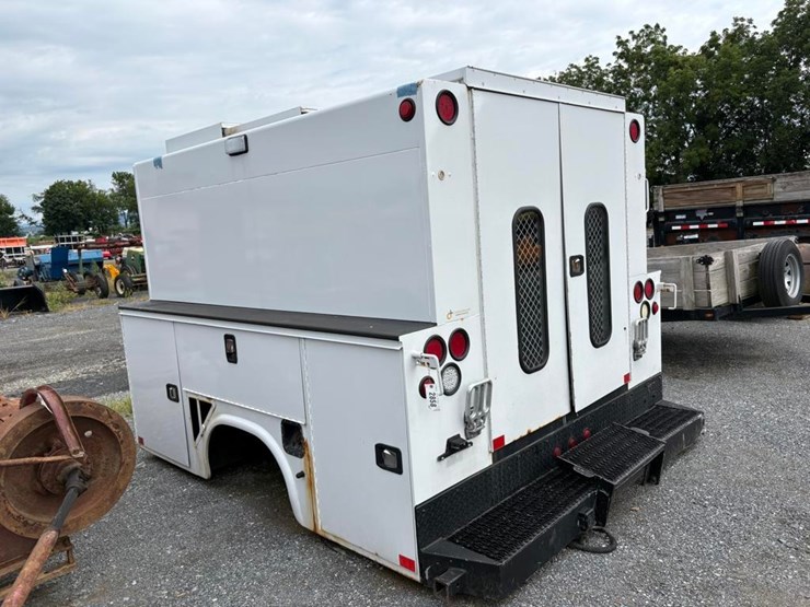 ford-f550-image-2