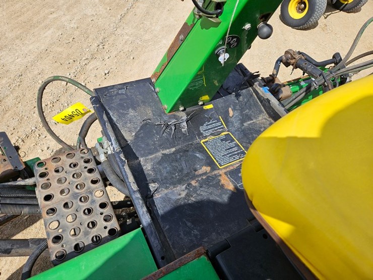 john-deere-3225b-image-19