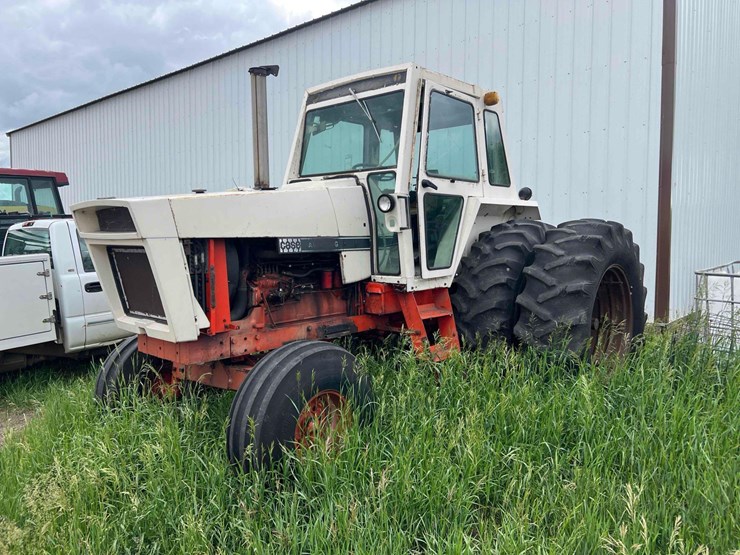 case-ih-1370-agri-king-tractor-image-1