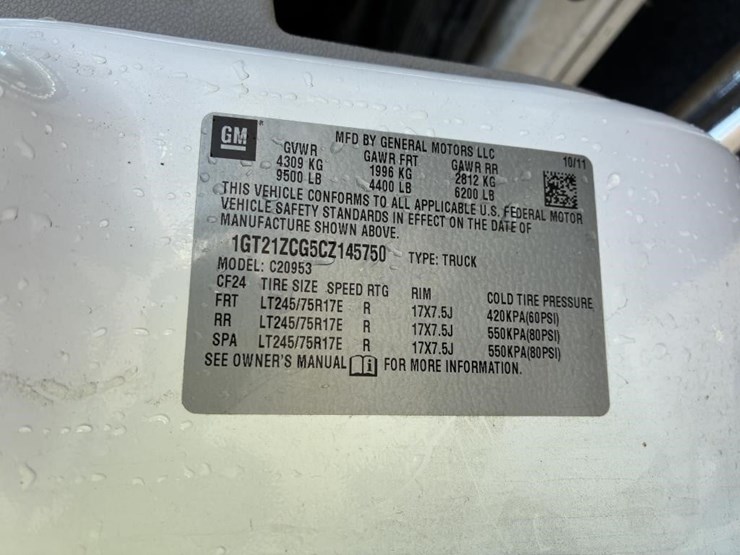 2012-gmc-sierra-2500hd-image-25
