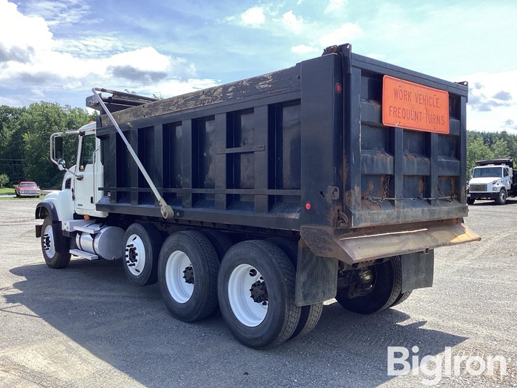 2004-mack-granite-cv713-image-7