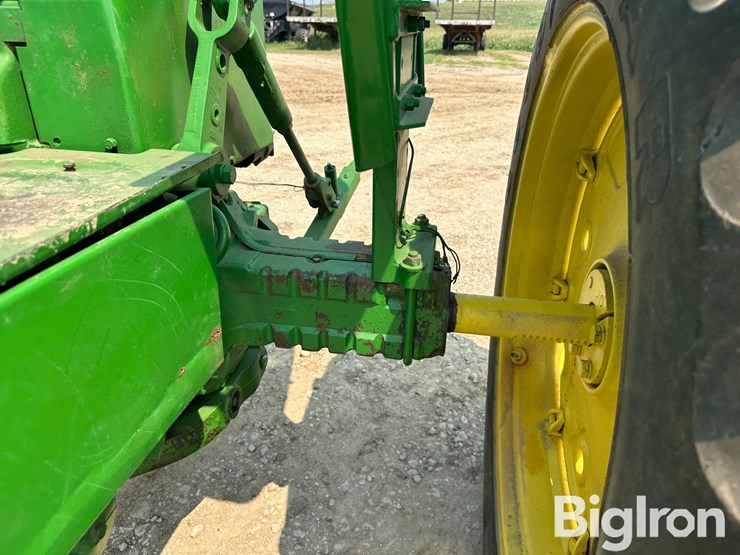 1970-john-deere-2520-image-10