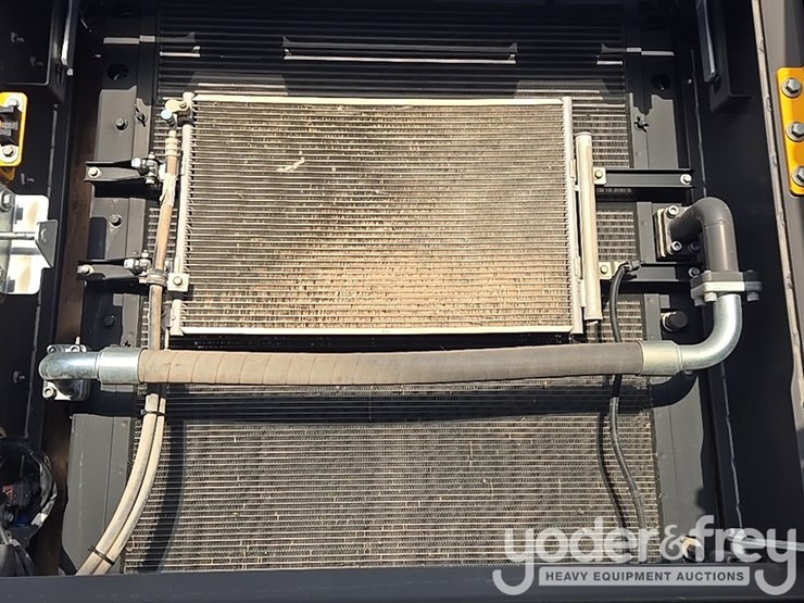 2020-volvo-ec300el-image-36