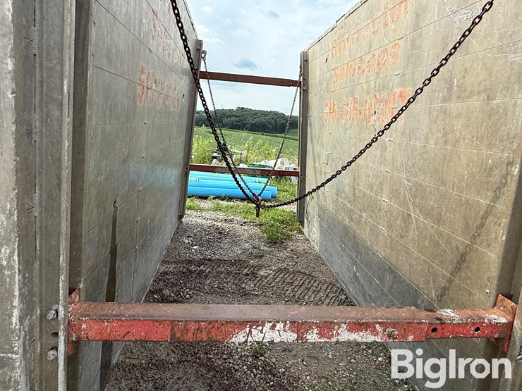 aluminum-trench-box-image-15
