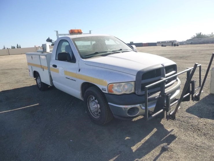 2005-dodge-ram-2500-image-3