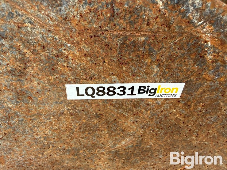 tag-24"-excavator-bucket-image-17