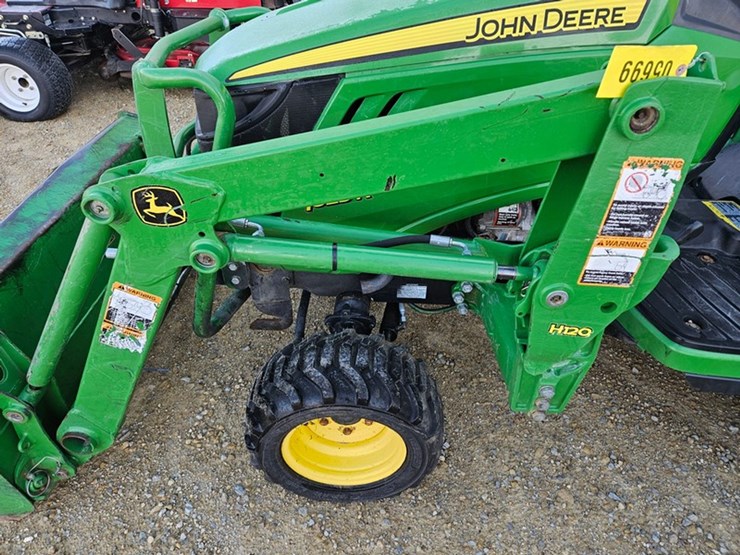 john-deere-1025r-image-14