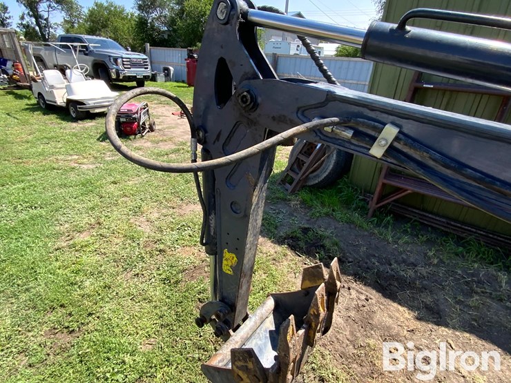 agd-industrial-mini-excavator-image-12