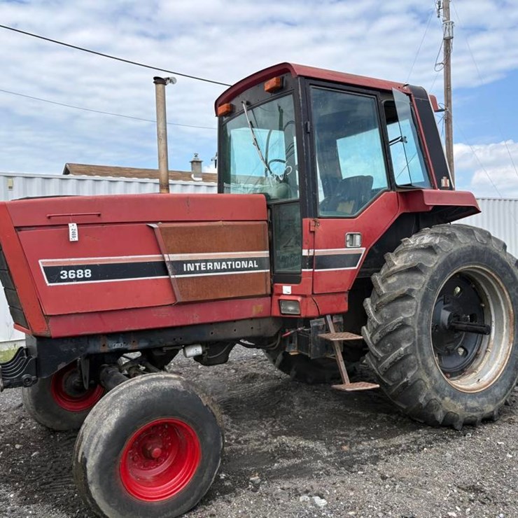 INTERNATIONAL 3688