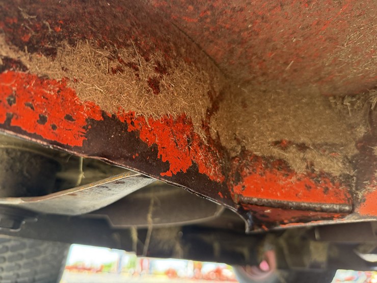 2017-kubota-zd1211-image-36