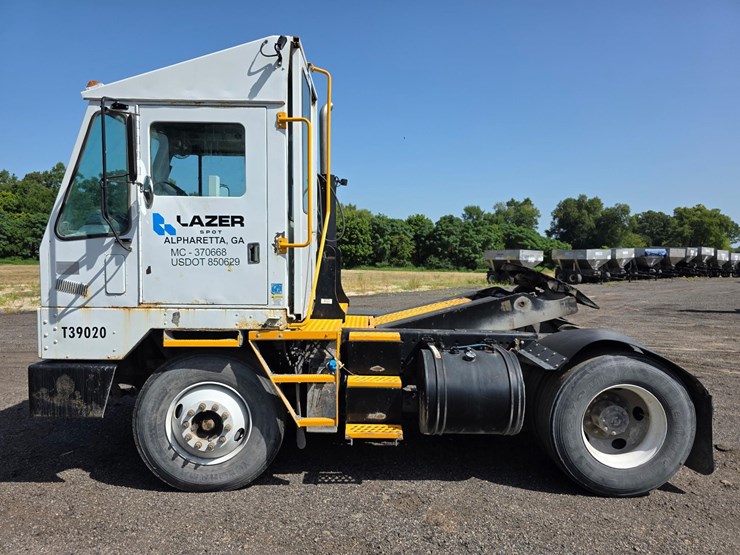 kalmar-spotter-truck-image-8