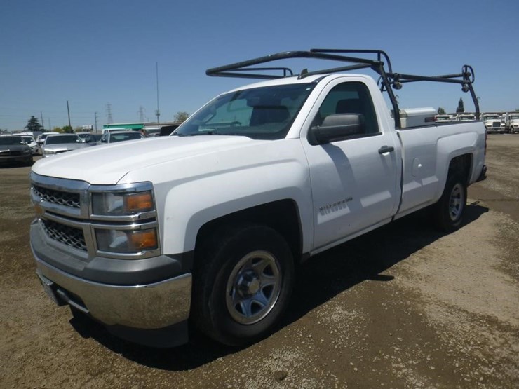 2015-chevrolet-1500-image-1