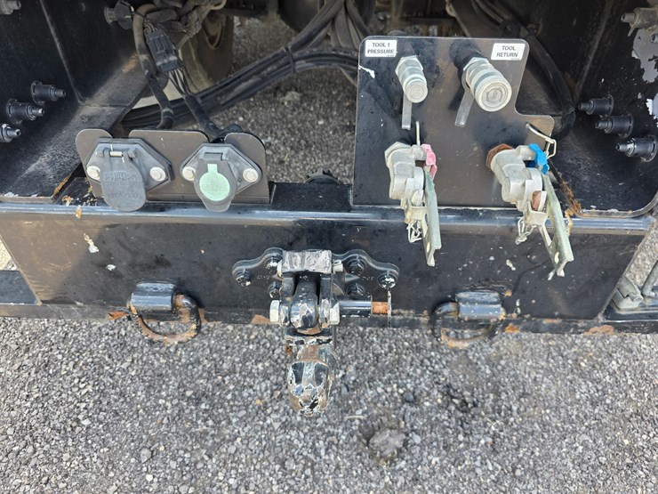 ford-f750-image-10