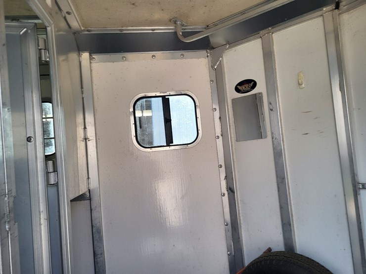 hart-tandem-axle-2-horse-bumper-trailer-w/tack-room-image-16