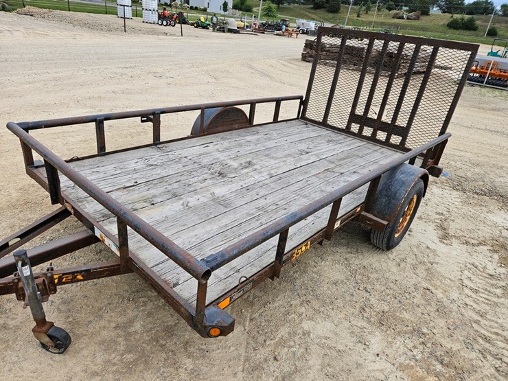 #6893-•-2010-big-tex-6'-x-12'-single-axle-trailer-image-13