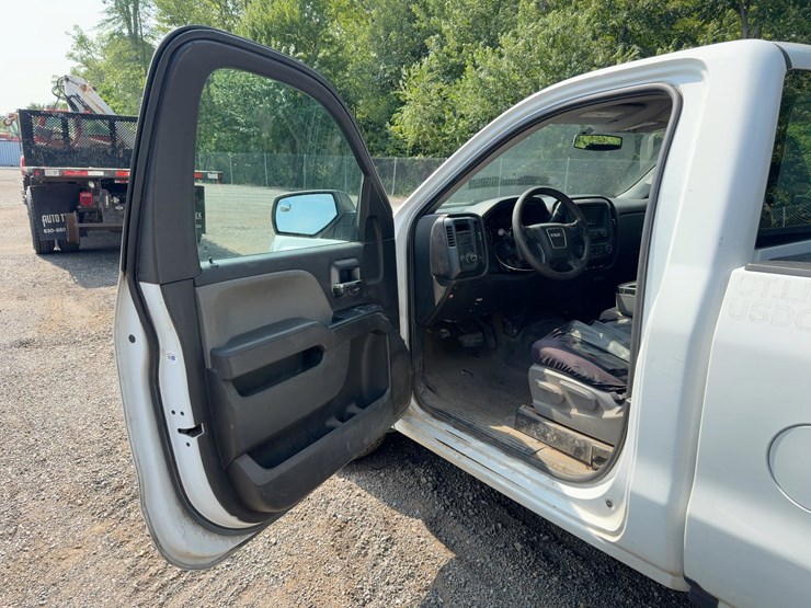 2017-gmc-sierra-1500-image-15