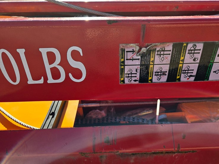 #2014-•-*red*-slightly-bent-post-10,000-lb-two-post-lift-image-6