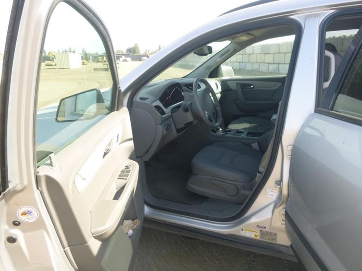 2016-chevrolet-traverse-image-7