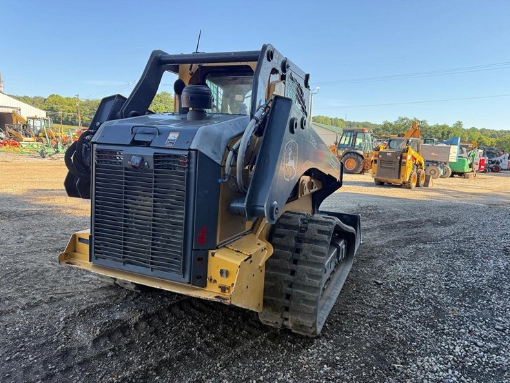 2020-deere-333g-image-4