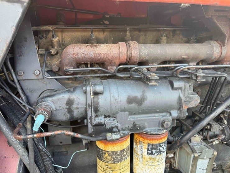 allis-chalmers-7080-tractor-image-24