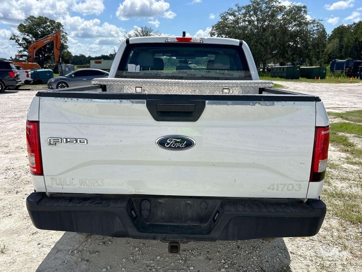 2017-ford-f150-image-24