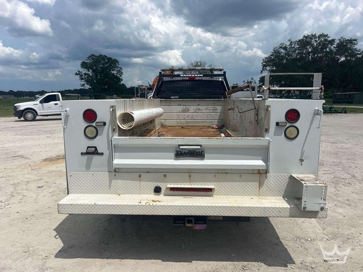 2017-ford-f550-image-25
