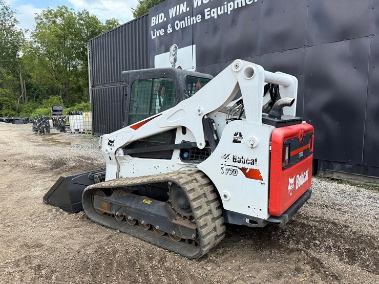 2020-bobcat-t770-image-2
