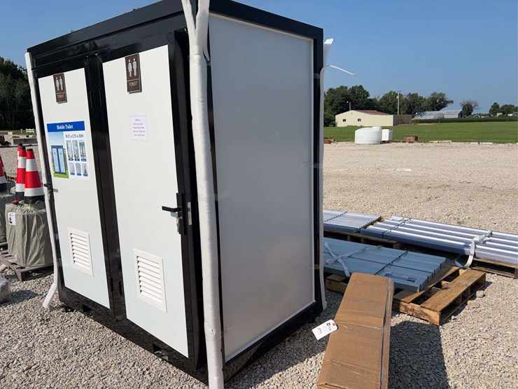 mobile-toilets-image-2