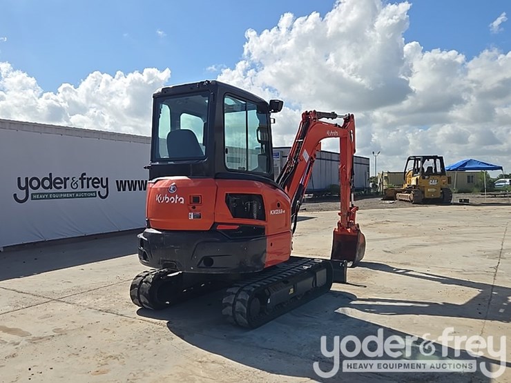 2023-kubota-kx033-4-image-5